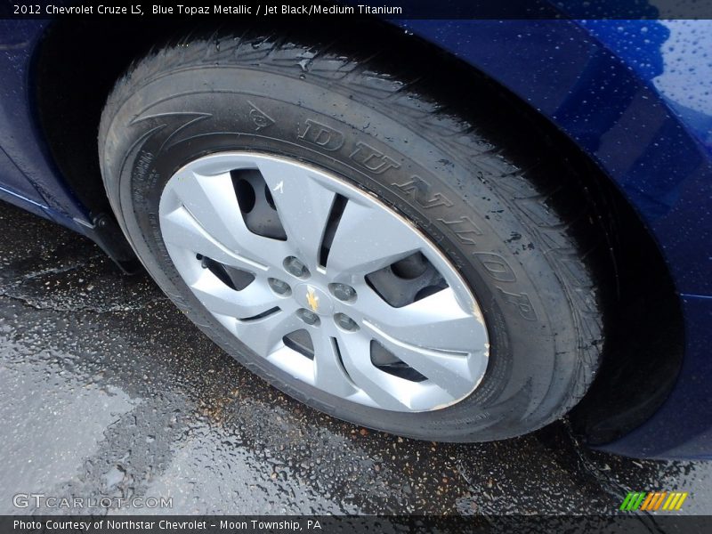 Blue Topaz Metallic / Jet Black/Medium Titanium 2012 Chevrolet Cruze LS