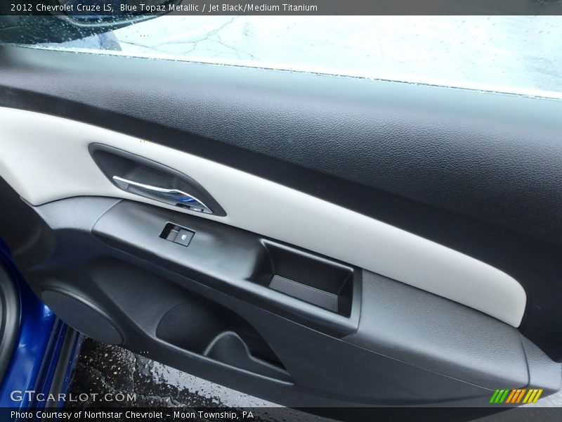 Blue Topaz Metallic / Jet Black/Medium Titanium 2012 Chevrolet Cruze LS