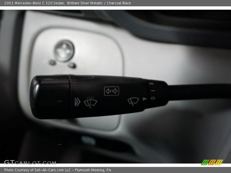 Brilliant Silver Metallic / Charcoal Black 2001 Mercedes-Benz C 320 Sedan