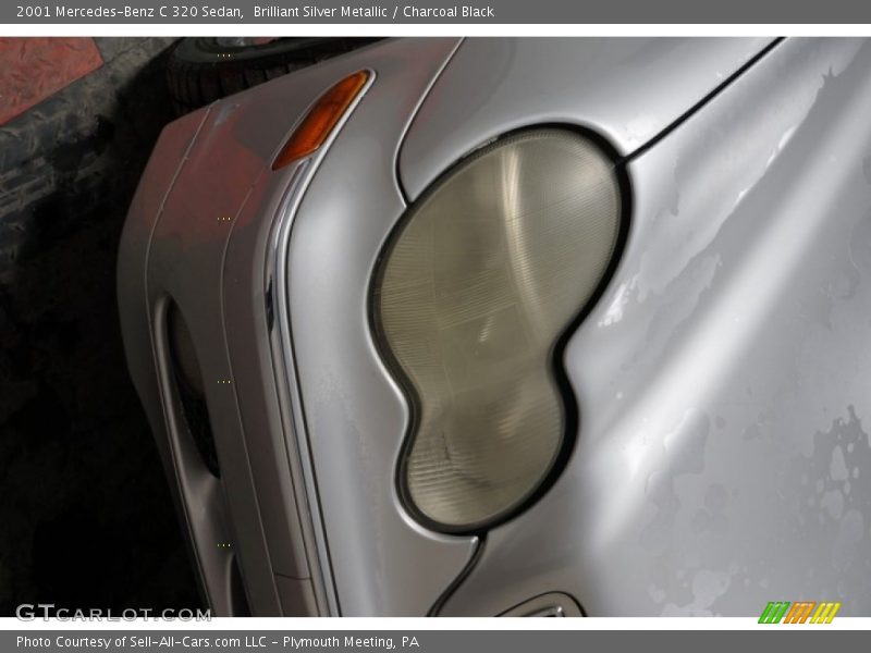 Brilliant Silver Metallic / Charcoal Black 2001 Mercedes-Benz C 320 Sedan