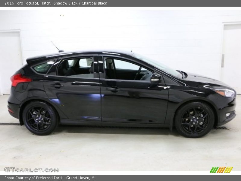 Shadow Black / Charcoal Black 2016 Ford Focus SE Hatch