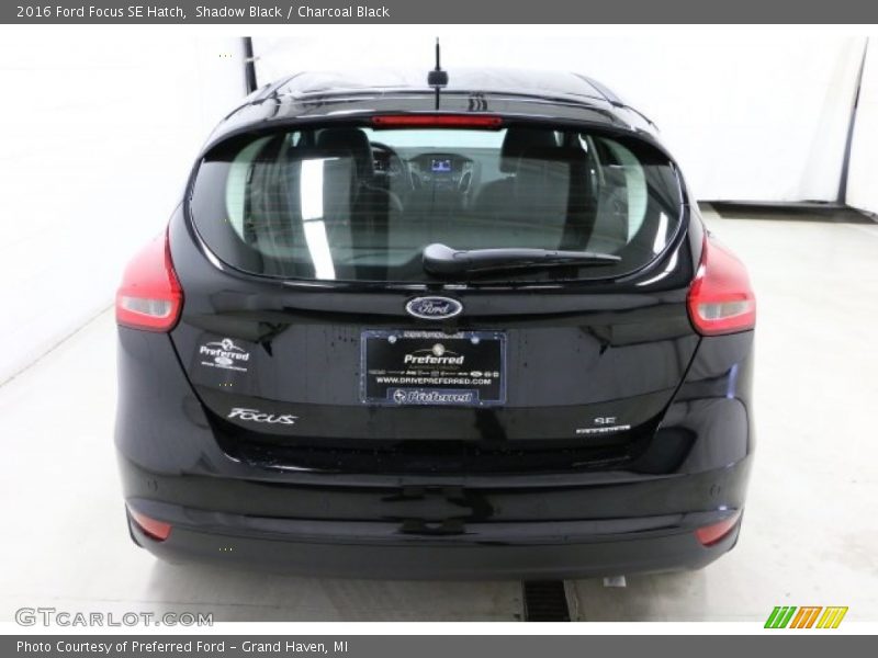 Shadow Black / Charcoal Black 2016 Ford Focus SE Hatch