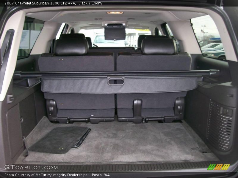 Black / Ebony 2007 Chevrolet Suburban 1500 LTZ 4x4