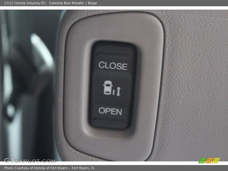 Celestial Blue Metallic / Beige 2012 Honda Odyssey EX