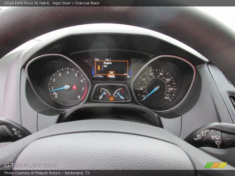Ingot Silver / Charcoal Black 2016 Ford Focus SE Hatch