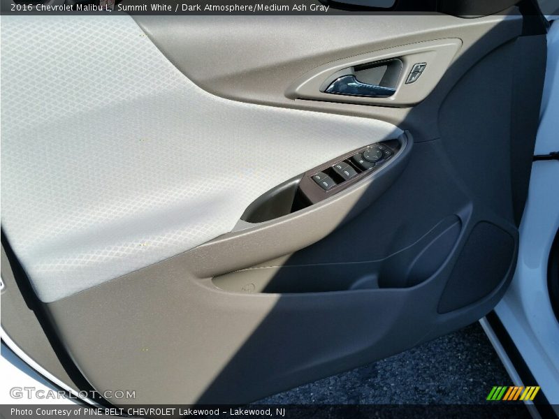 Summit White / Dark Atmosphere/Medium Ash Gray 2016 Chevrolet Malibu L
