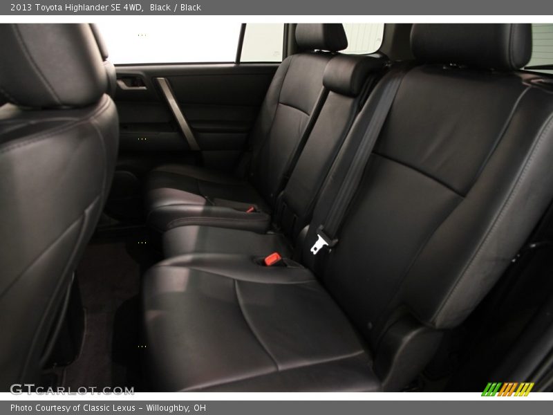 Black / Black 2013 Toyota Highlander SE 4WD