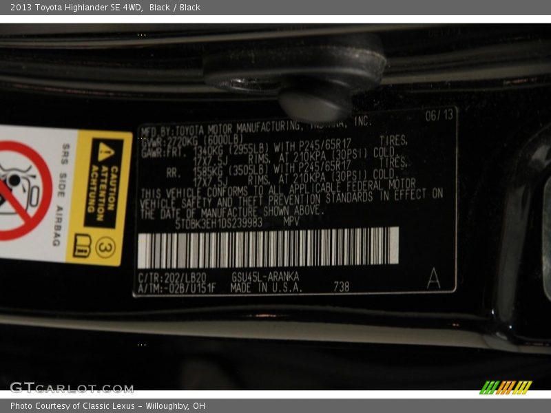 Black / Black 2013 Toyota Highlander SE 4WD