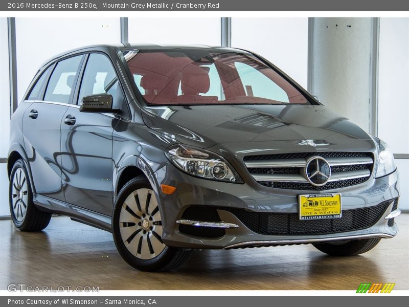 Mountain Grey Metallic / Cranberry Red 2016 Mercedes-Benz B 250e