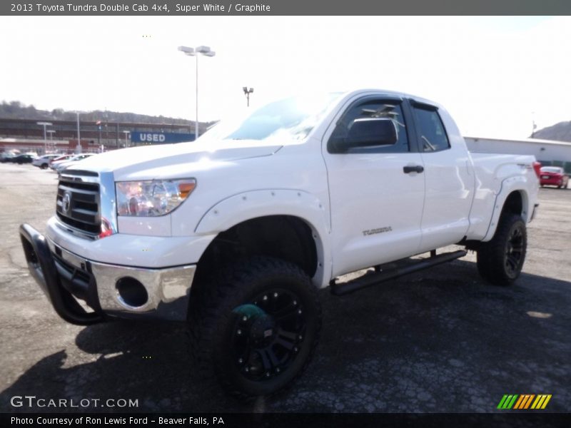 Super White / Graphite 2013 Toyota Tundra Double Cab 4x4