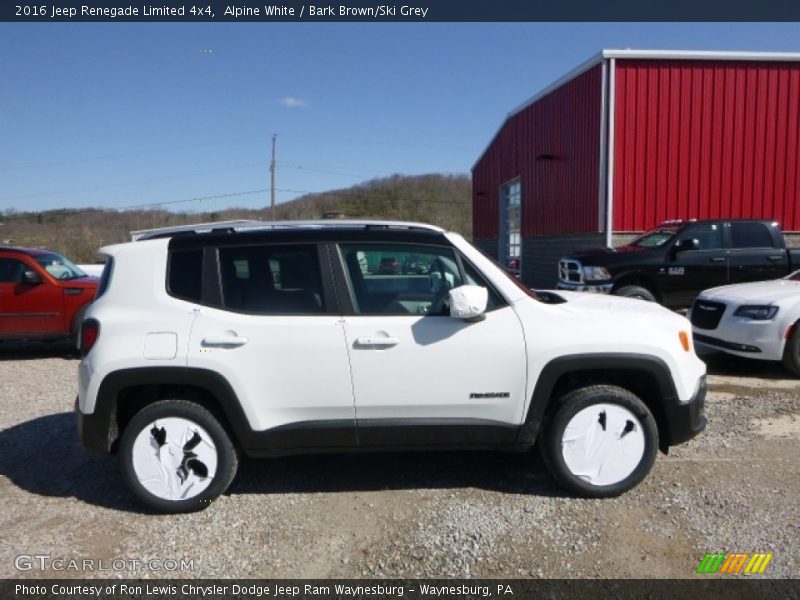 Alpine White / Bark Brown/Ski Grey 2016 Jeep Renegade Limited 4x4