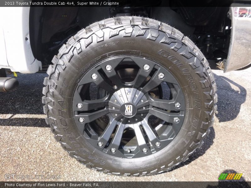 Super White / Graphite 2013 Toyota Tundra Double Cab 4x4