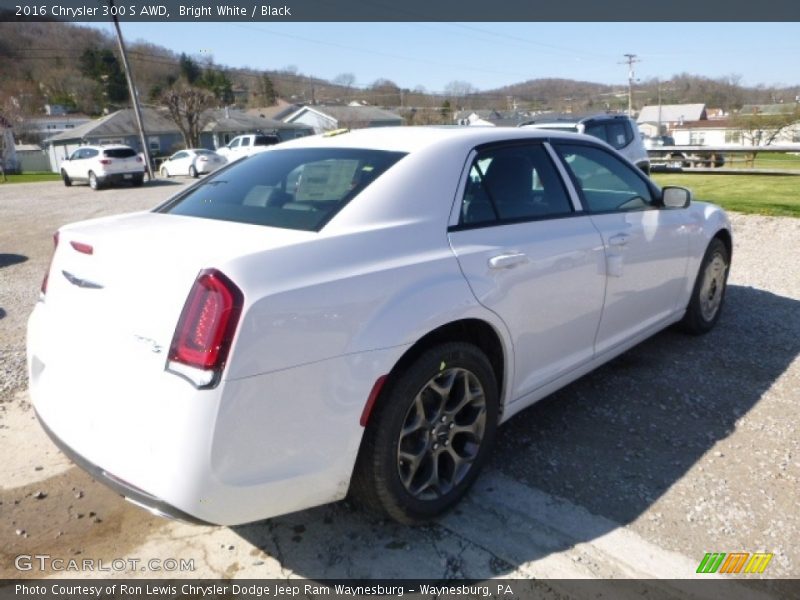 Bright White / Black 2016 Chrysler 300 S AWD