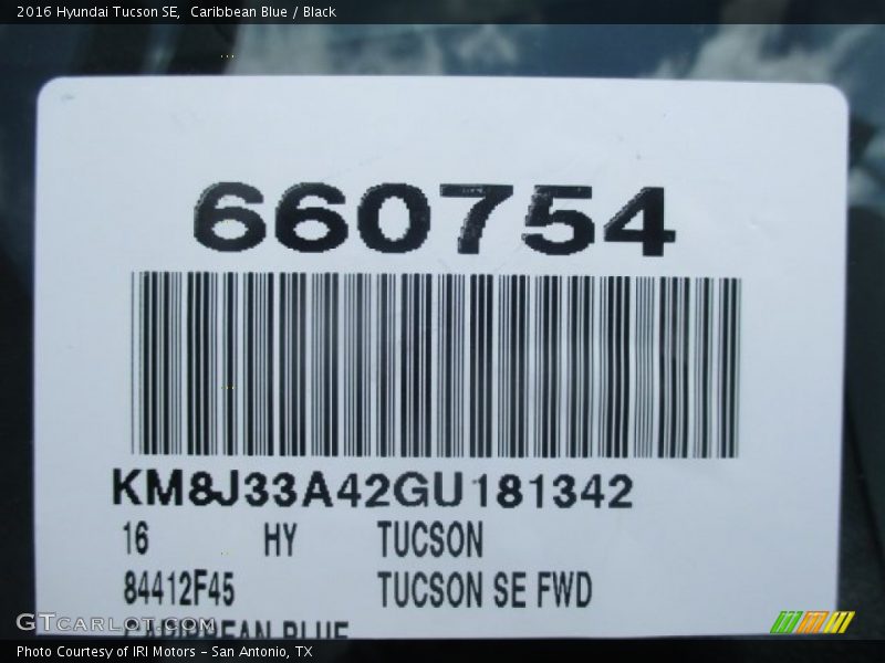 Caribbean Blue / Black 2016 Hyundai Tucson SE