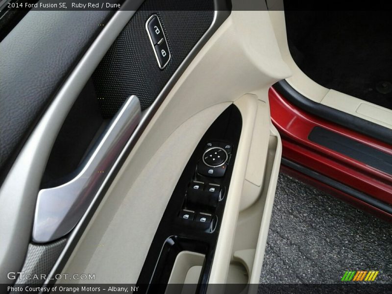 Ruby Red / Dune 2014 Ford Fusion SE