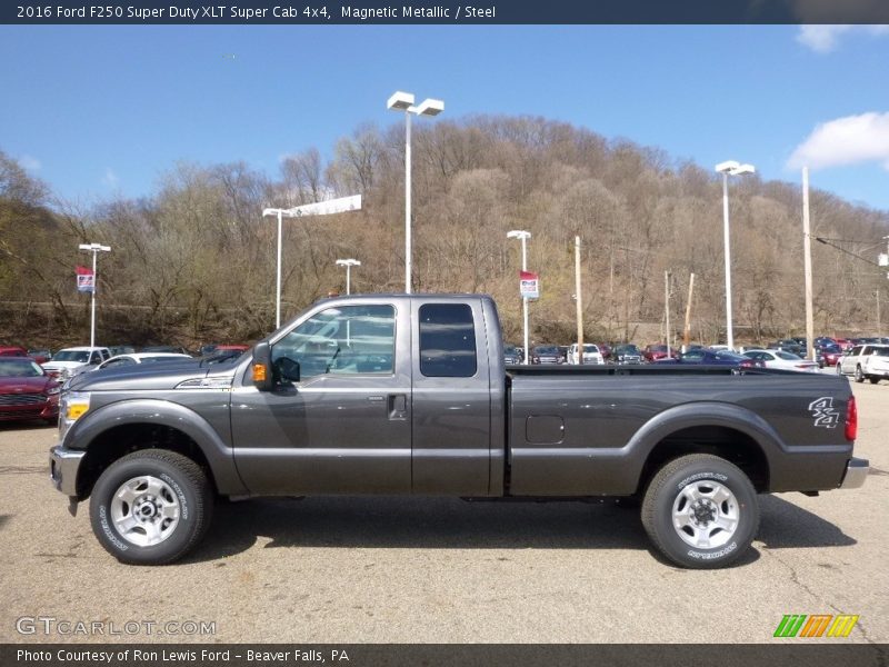 Magnetic Metallic / Steel 2016 Ford F250 Super Duty XLT Super Cab 4x4