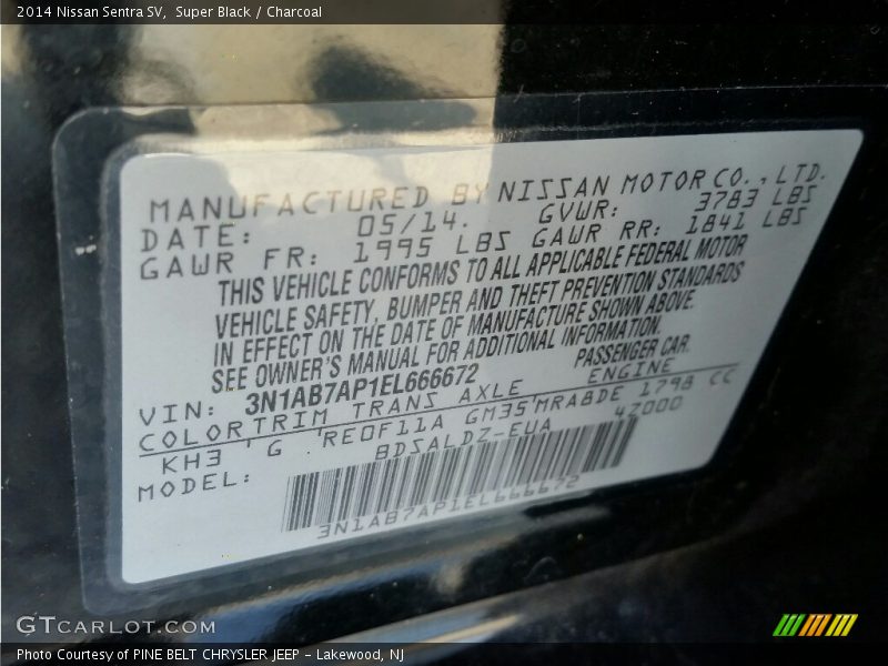Super Black / Charcoal 2014 Nissan Sentra SV