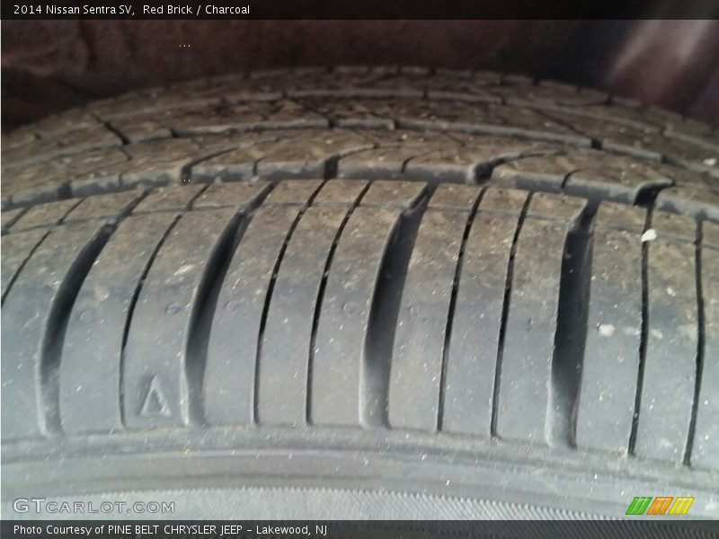 Red Brick / Charcoal 2014 Nissan Sentra SV