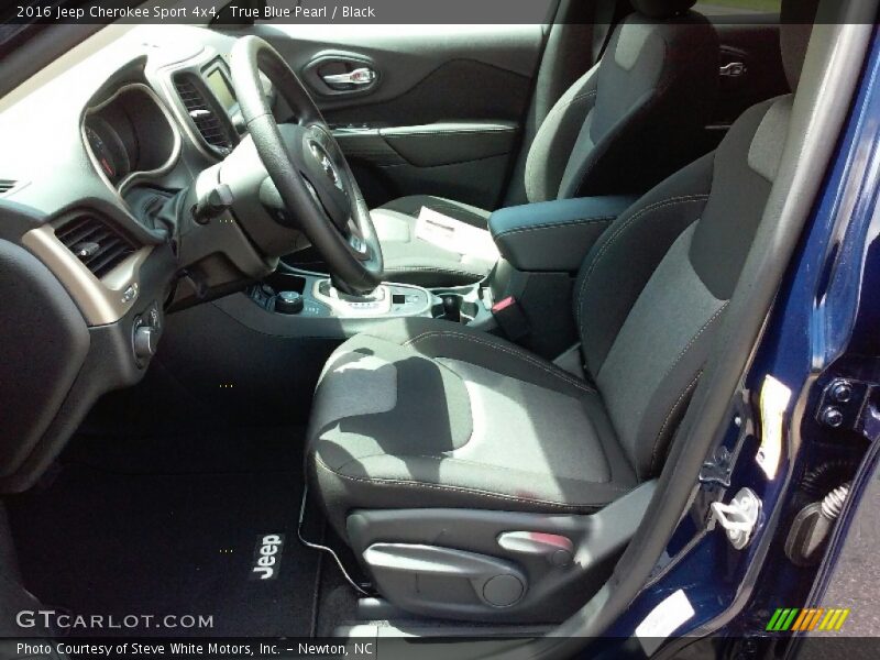 True Blue Pearl / Black 2016 Jeep Cherokee Sport 4x4