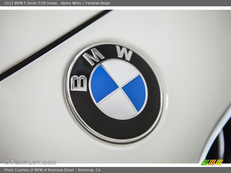 Alpine White / Venetian Beige 2013 BMW 5 Series 528i Sedan