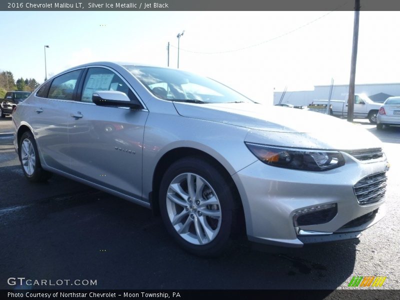 Silver Ice Metallic / Jet Black 2016 Chevrolet Malibu LT