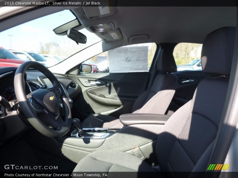 Silver Ice Metallic / Jet Black 2016 Chevrolet Malibu LT