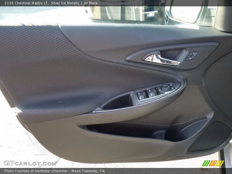 Silver Ice Metallic / Jet Black 2016 Chevrolet Malibu LT