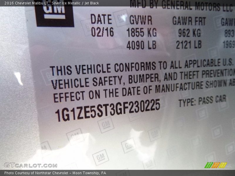 Silver Ice Metallic / Jet Black 2016 Chevrolet Malibu LT