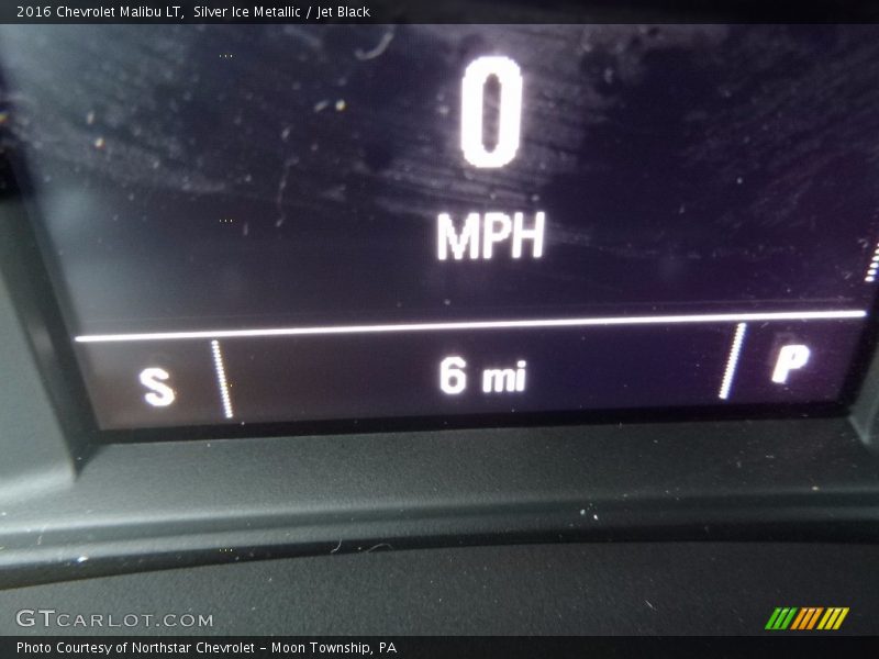 Silver Ice Metallic / Jet Black 2016 Chevrolet Malibu LT