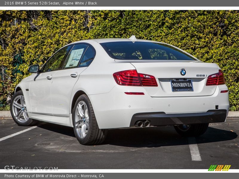 Alpine White / Black 2016 BMW 5 Series 528i Sedan