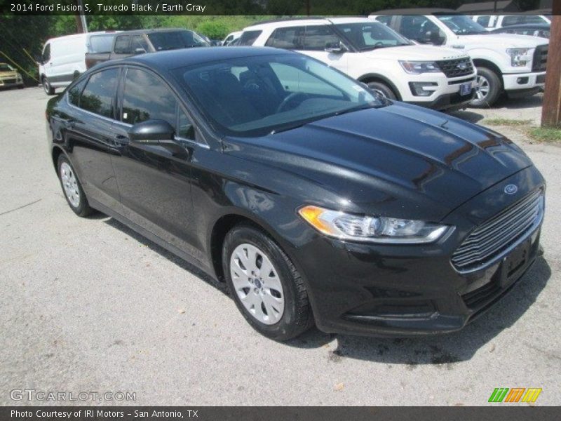 Tuxedo Black / Earth Gray 2014 Ford Fusion S