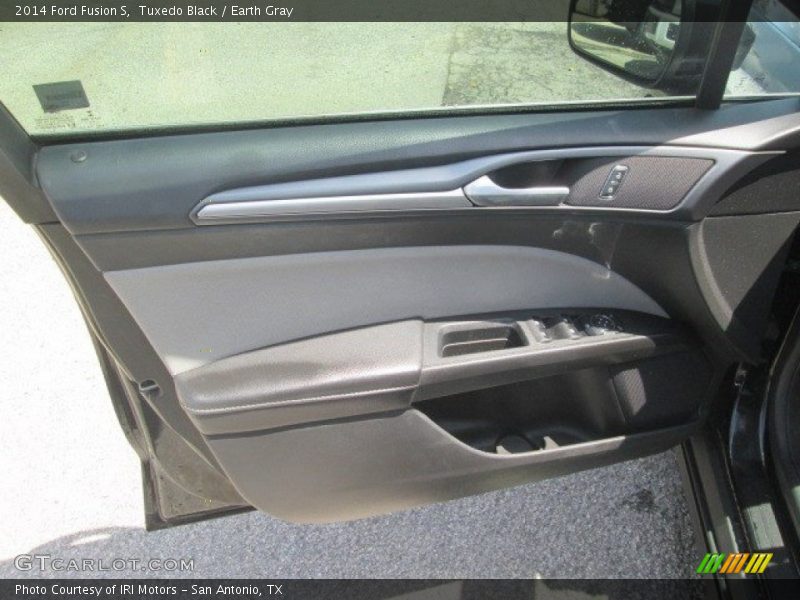 Tuxedo Black / Earth Gray 2014 Ford Fusion S