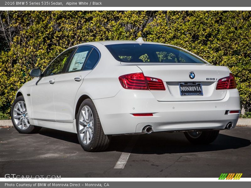 Alpine White / Black 2016 BMW 5 Series 535i Sedan