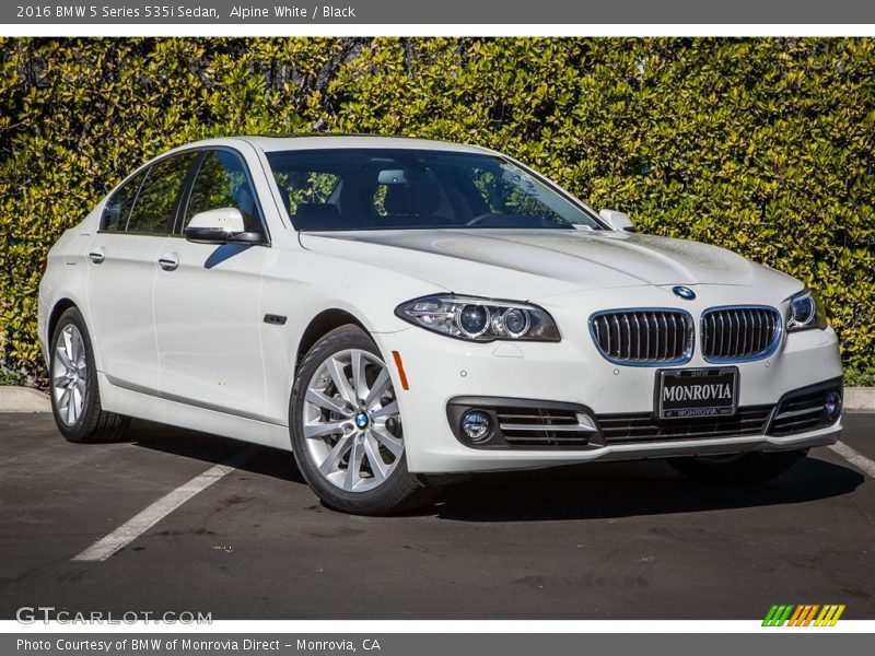 Alpine White / Black 2016 BMW 5 Series 535i Sedan