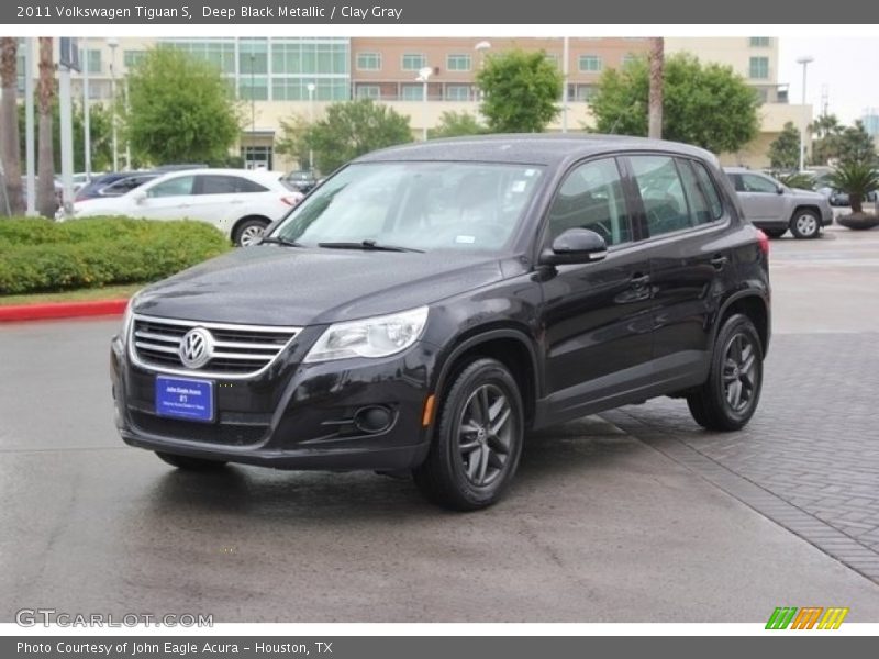 Deep Black Metallic / Clay Gray 2011 Volkswagen Tiguan S