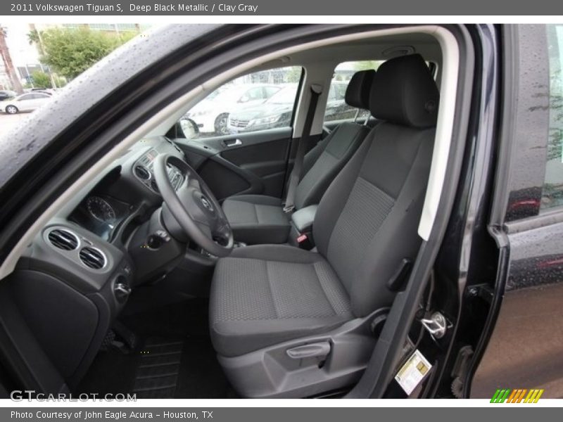 Deep Black Metallic / Clay Gray 2011 Volkswagen Tiguan S