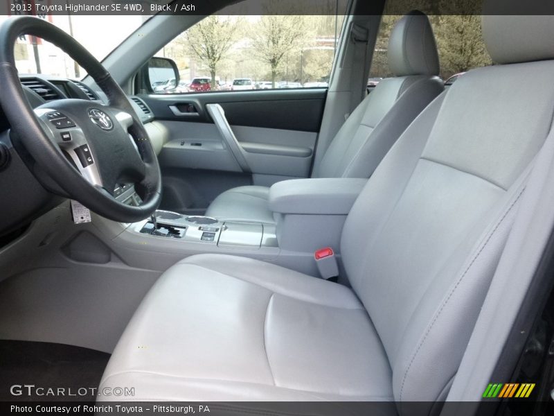 Black / Ash 2013 Toyota Highlander SE 4WD