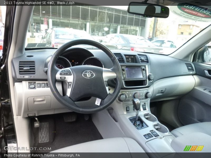 Black / Ash 2013 Toyota Highlander SE 4WD
