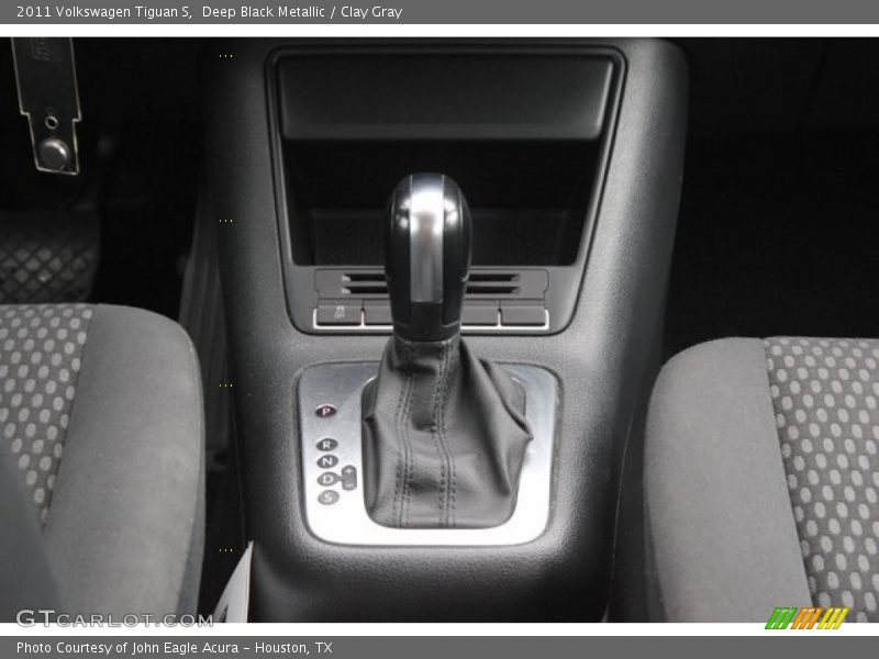 Deep Black Metallic / Clay Gray 2011 Volkswagen Tiguan S