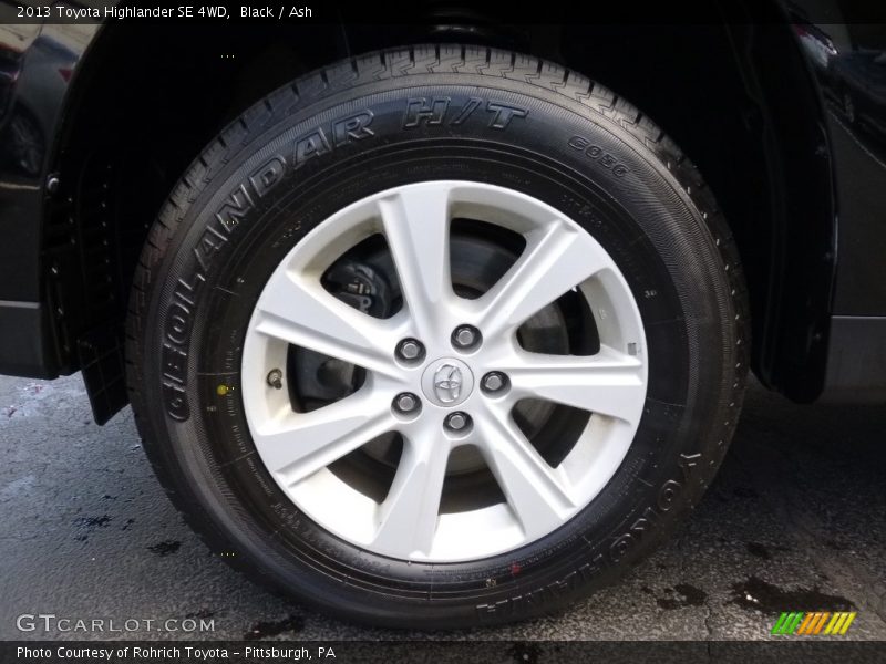 Black / Ash 2013 Toyota Highlander SE 4WD