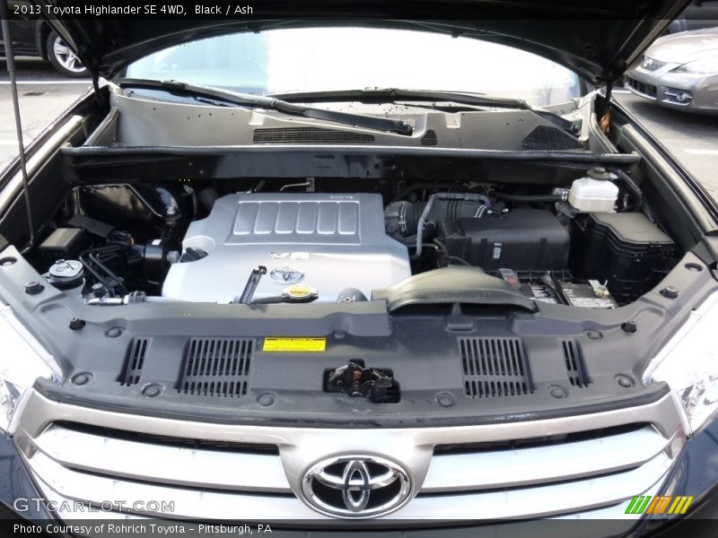 Black / Ash 2013 Toyota Highlander SE 4WD