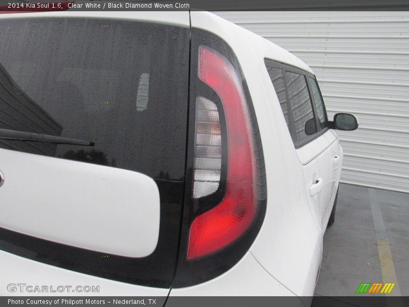 Clear White / Black Diamond Woven Cloth 2014 Kia Soul 1.6