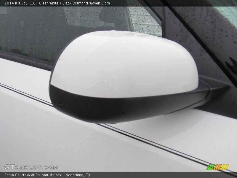 Clear White / Black Diamond Woven Cloth 2014 Kia Soul 1.6