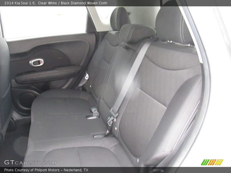 Clear White / Black Diamond Woven Cloth 2014 Kia Soul 1.6