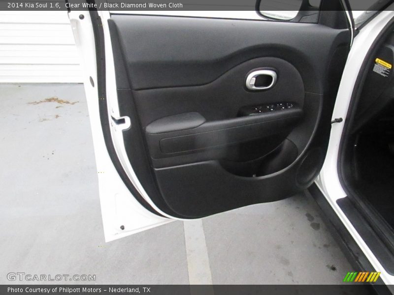 Clear White / Black Diamond Woven Cloth 2014 Kia Soul 1.6