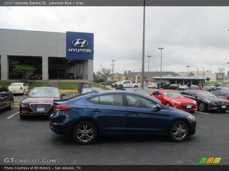 Lakeside Blue / Gray 2017 Hyundai Elantra SE