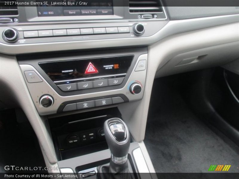 Lakeside Blue / Gray 2017 Hyundai Elantra SE