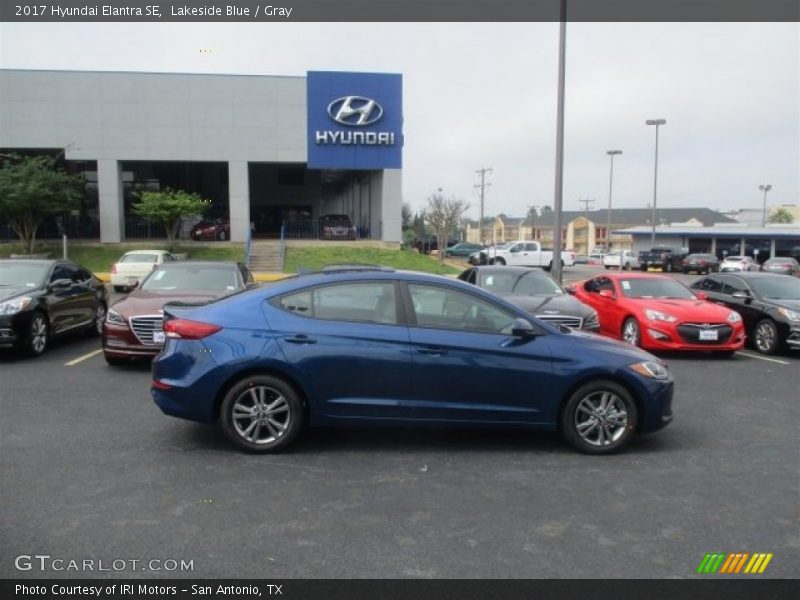 Lakeside Blue / Gray 2017 Hyundai Elantra SE