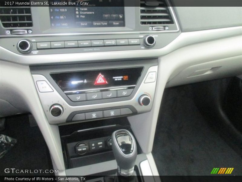 Lakeside Blue / Gray 2017 Hyundai Elantra SE