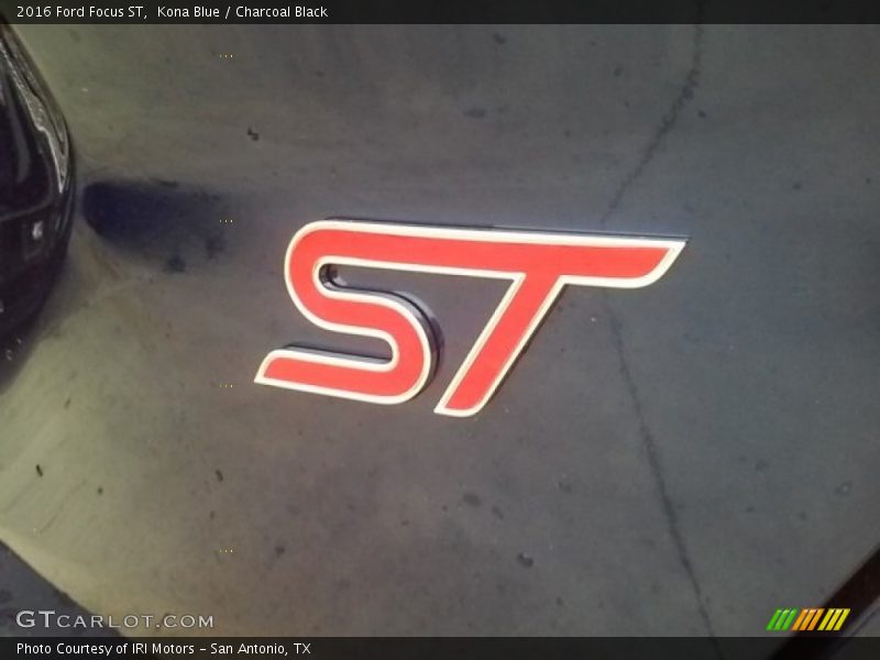 Kona Blue / Charcoal Black 2016 Ford Focus ST